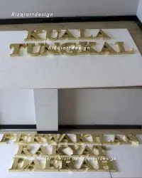 Huruf timbul kuningan Gold Plate 