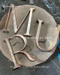 Pusat produsen pengrajin huruf timbul kuningan dan tembaga By Rizqiartdesign 